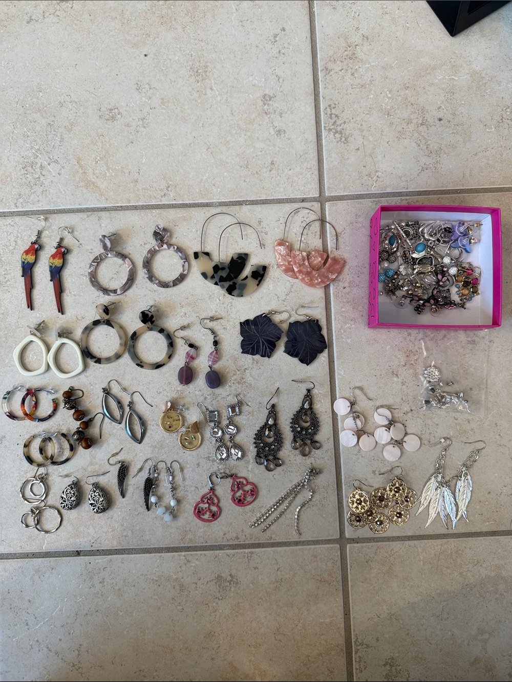 Assorted Women’s Fashion Earrings Set in Multicolor